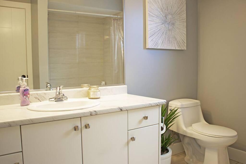 Apartment Next To Olympic View Golf Course 2 Bedroom Private Victoria