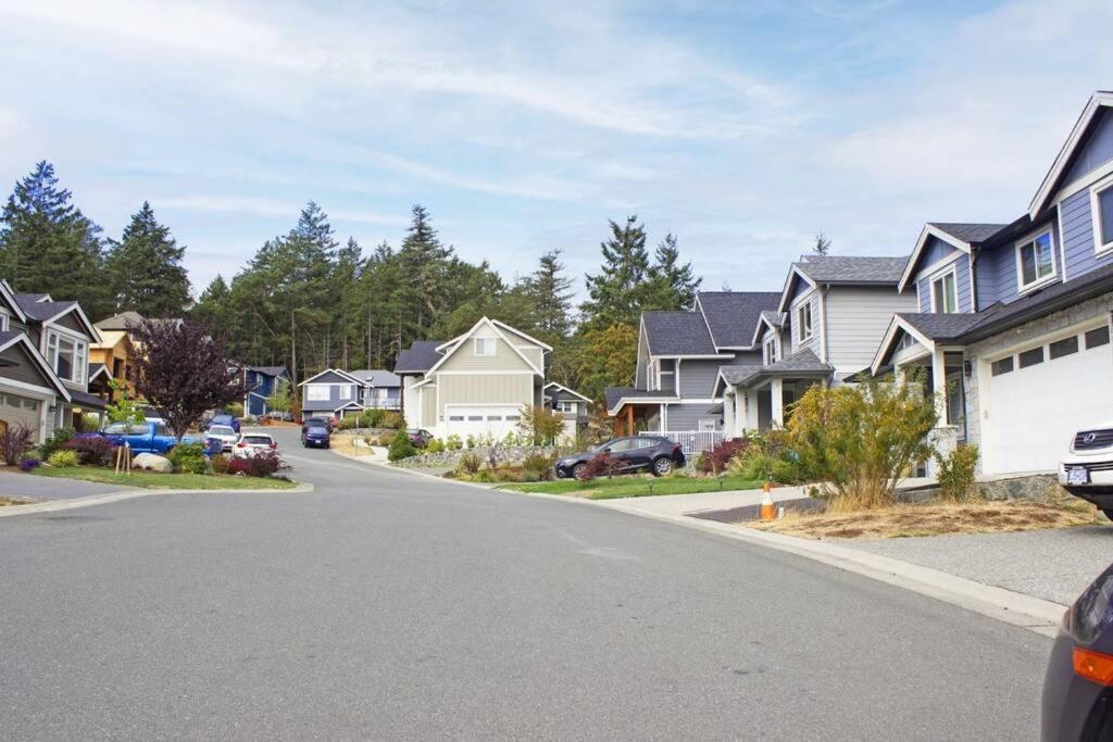 Apartment Next To Olympic View Golf Course 2 Bedroom Private